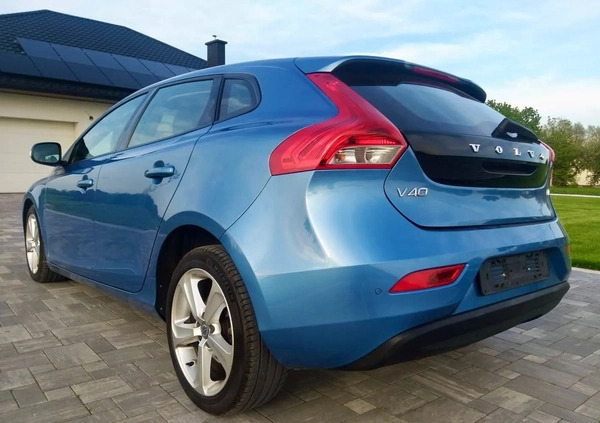 Volvo V40 cena 38900 przebieg: 171000, rok produkcji 2015 z Strzelce Opolskie małe 781